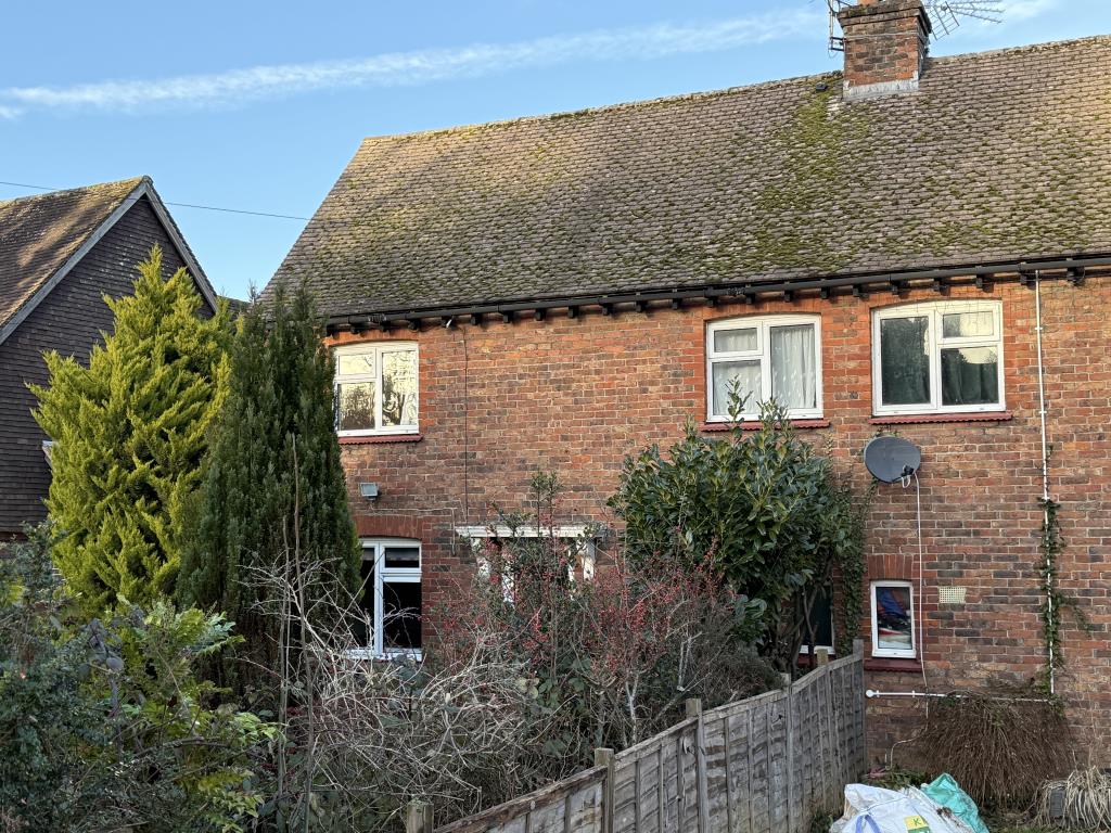 Lot: 158 - SEMI-DETACHED HOUSE IN NEED OF REFURBISHMENT - Front View of Semi in need of Refurbishment